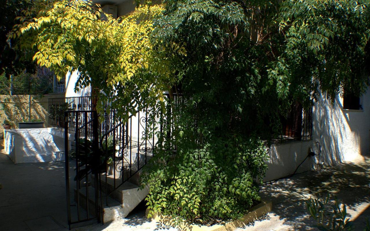 Apartmán House Inside Garden Volos Exteriér fotografie