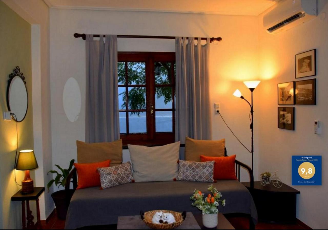 Apartmán House Inside Garden Volos Exteriér fotografie
